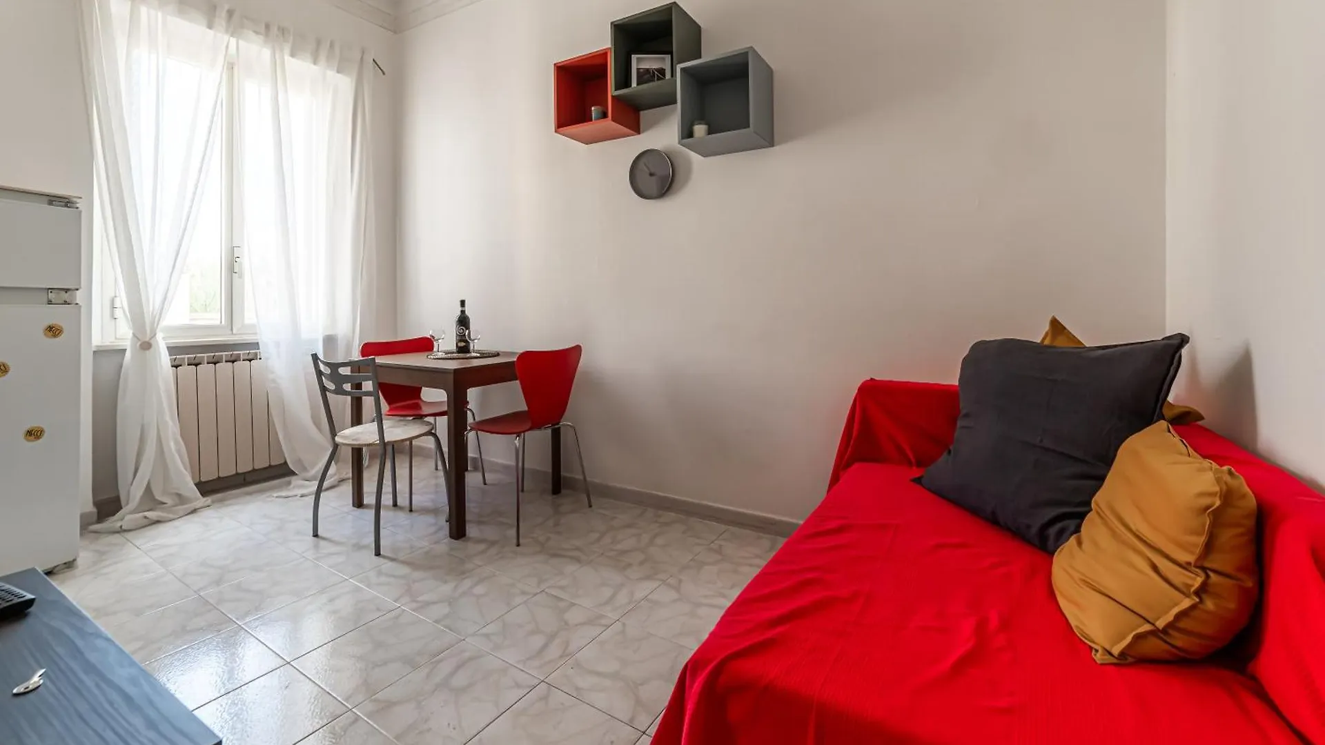 Appartamento Casa Guapita - Metro Malatesta Roma